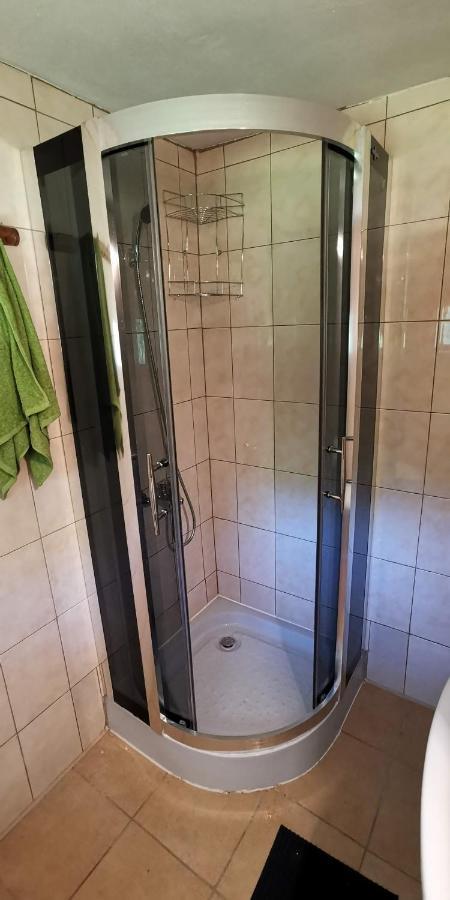 Zielone Zacisze Zwola Ferienhaus *
